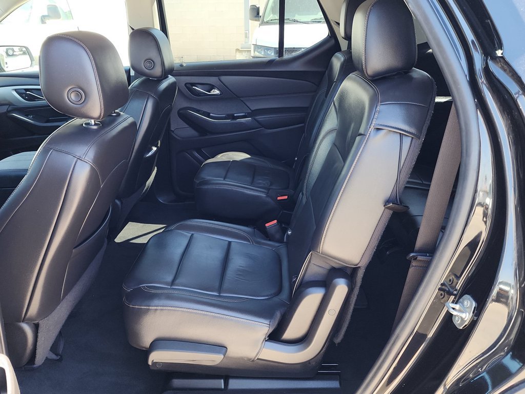 Used 2021 Chevrolet Traverse LT FWD image 21