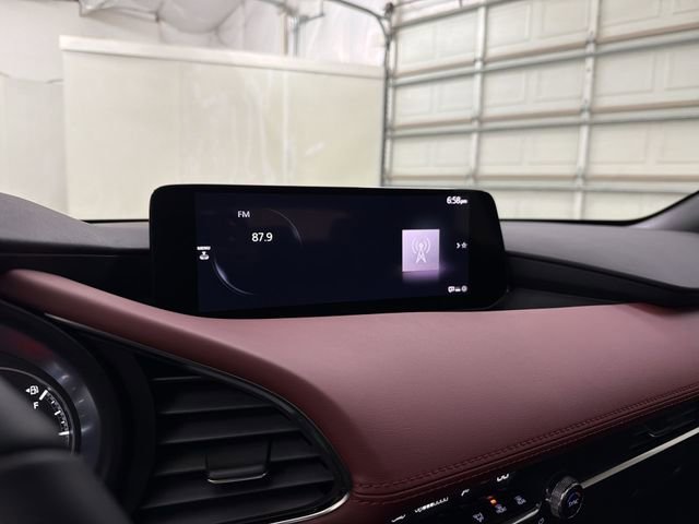 New 2026 MAZDA MAZDA3 Hatchback w/Premium Plus Pkg image 24
