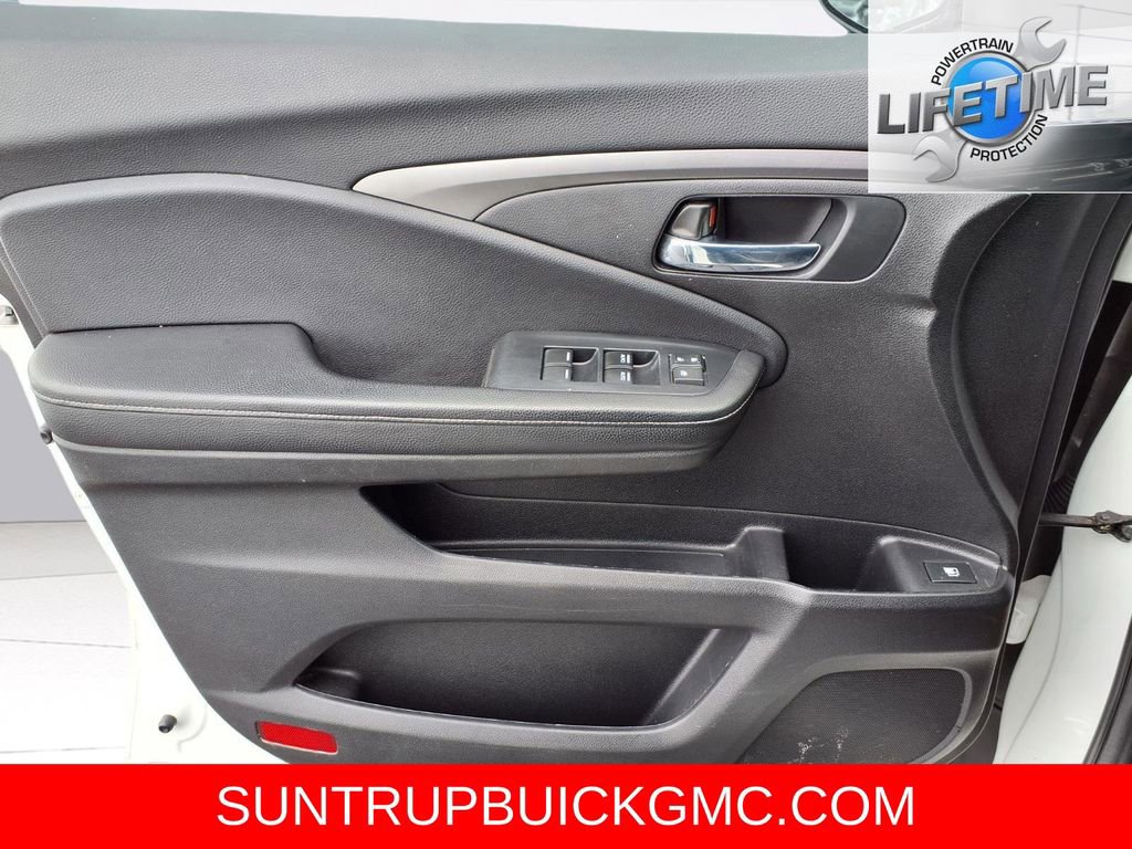 Used 2020 Honda Ridgeline Sport image 24