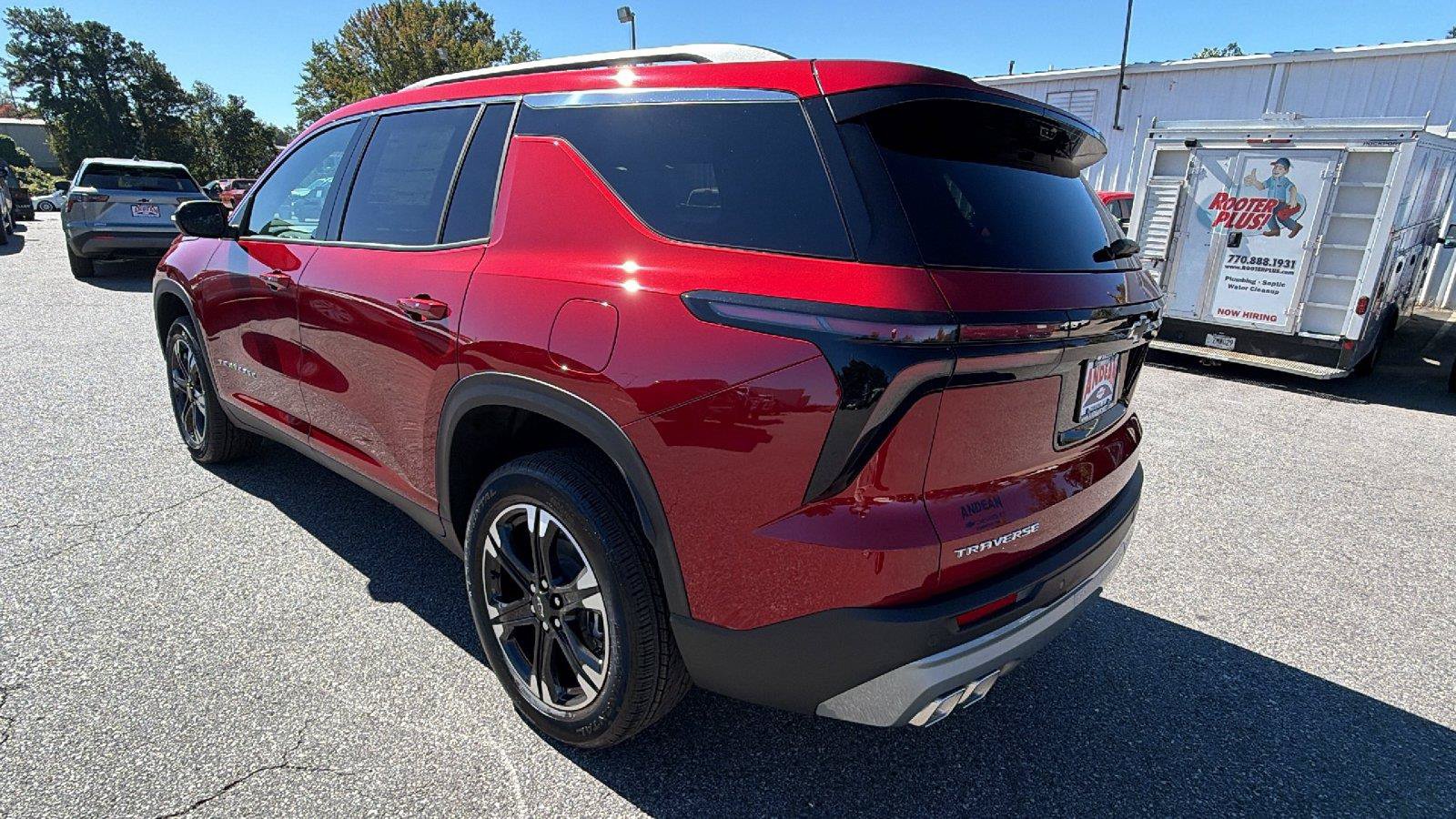 New 2027 Chevrolet Traverse LT w/ Driver Confidence Package FWD image 11