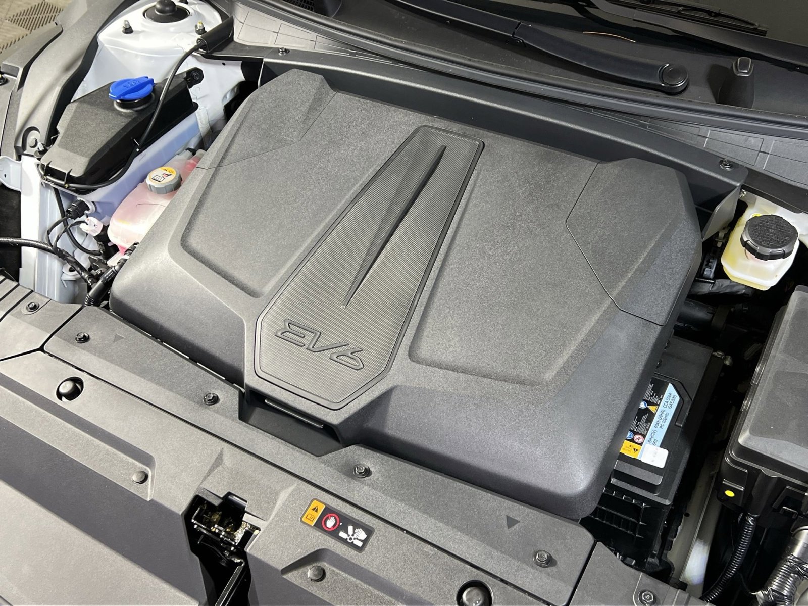 New 2025 Kia EV6 Wind AWD/4WD image 27
