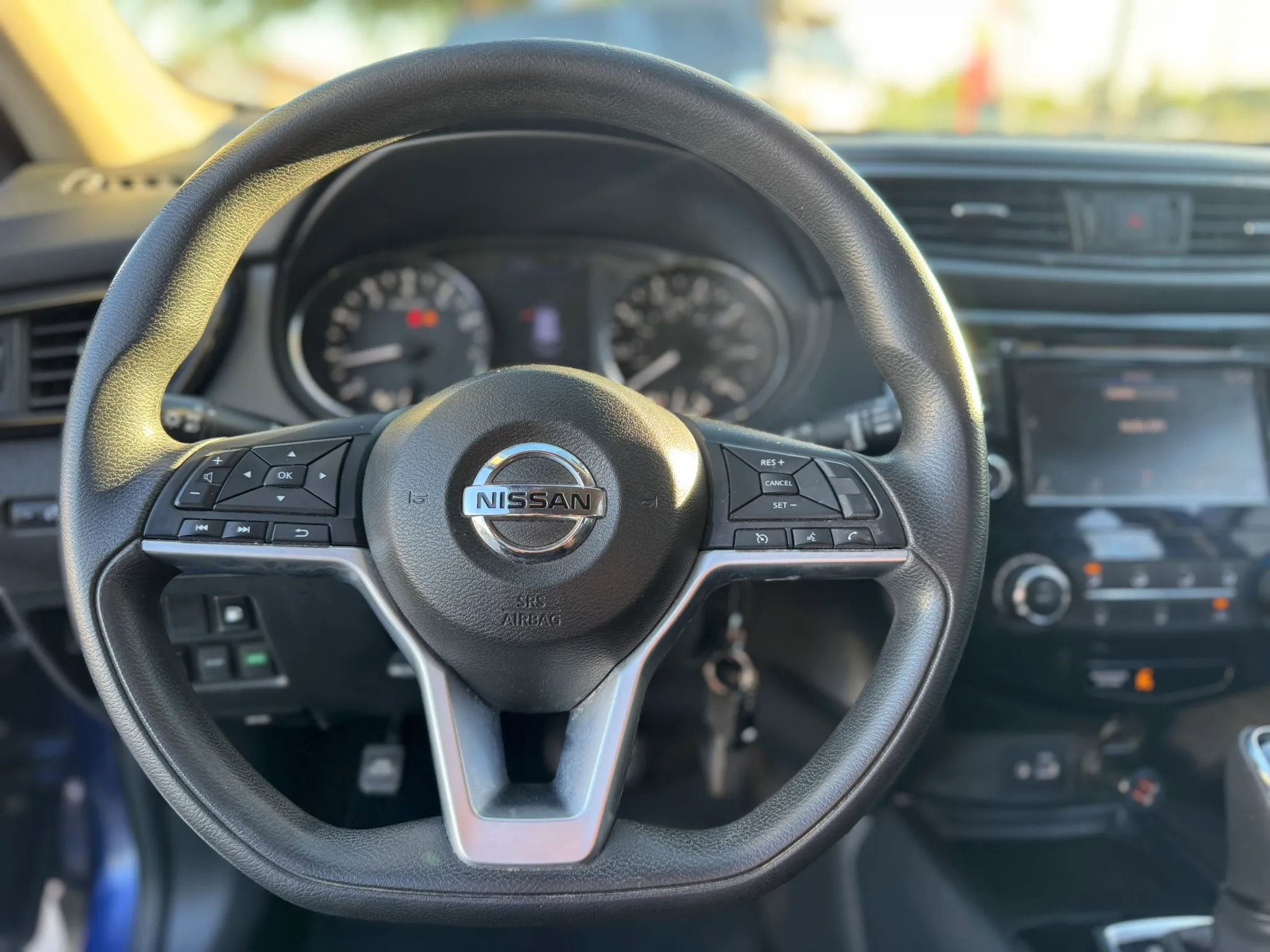 Used 2018 Nissan Rogue S image 20