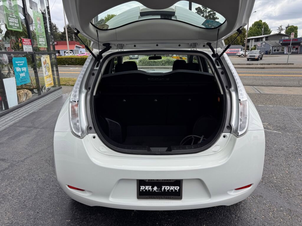 Used 2016 Nissan Leaf S w/ Charger Package FWD image 8