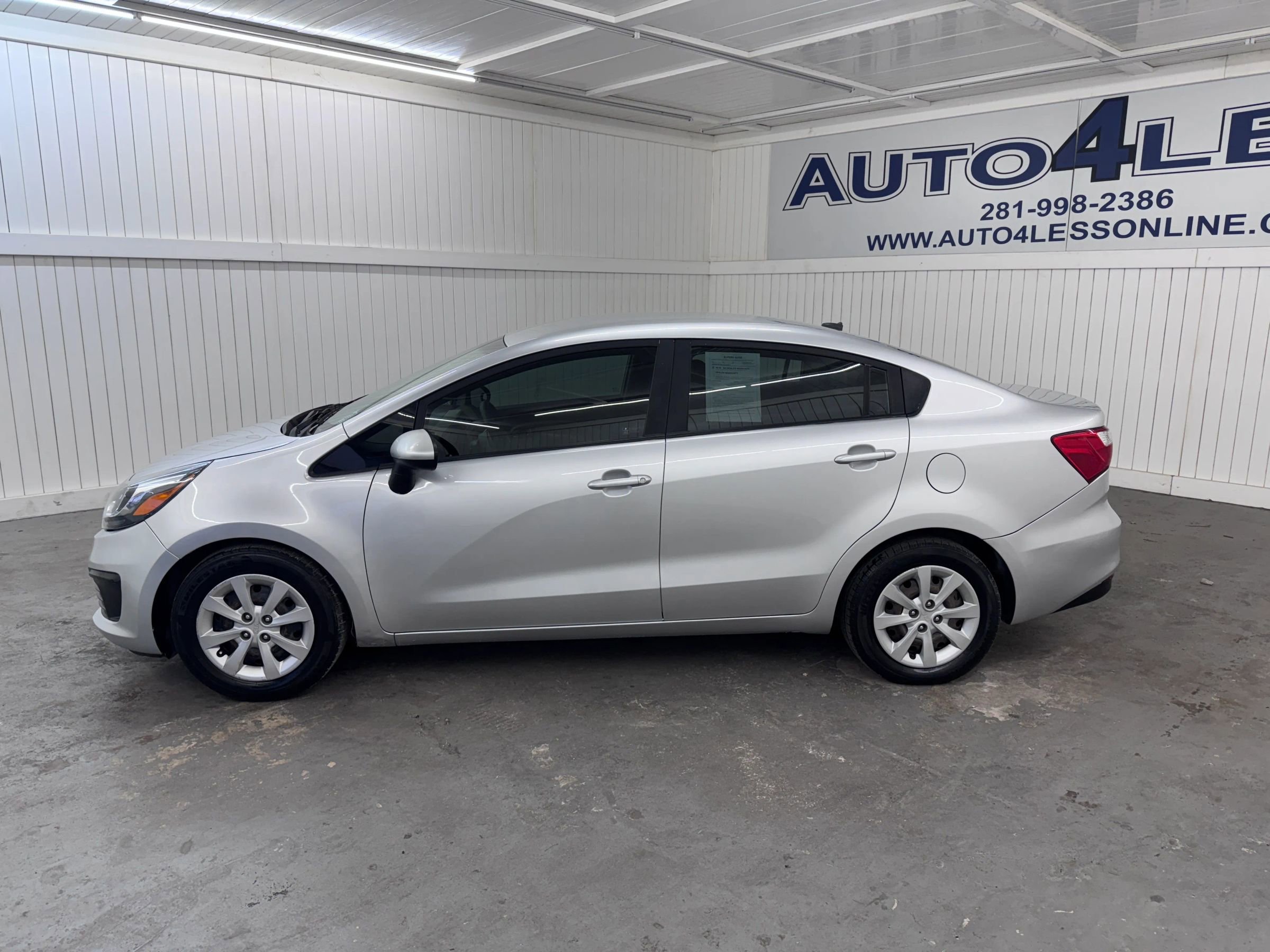 Used 2017 Kia Rio LX w/ Power Package image 8