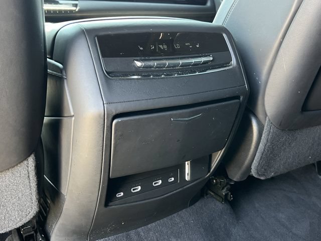 Used 2023 Cadillac Escalade Sport Platinum AWD/4WD image 26