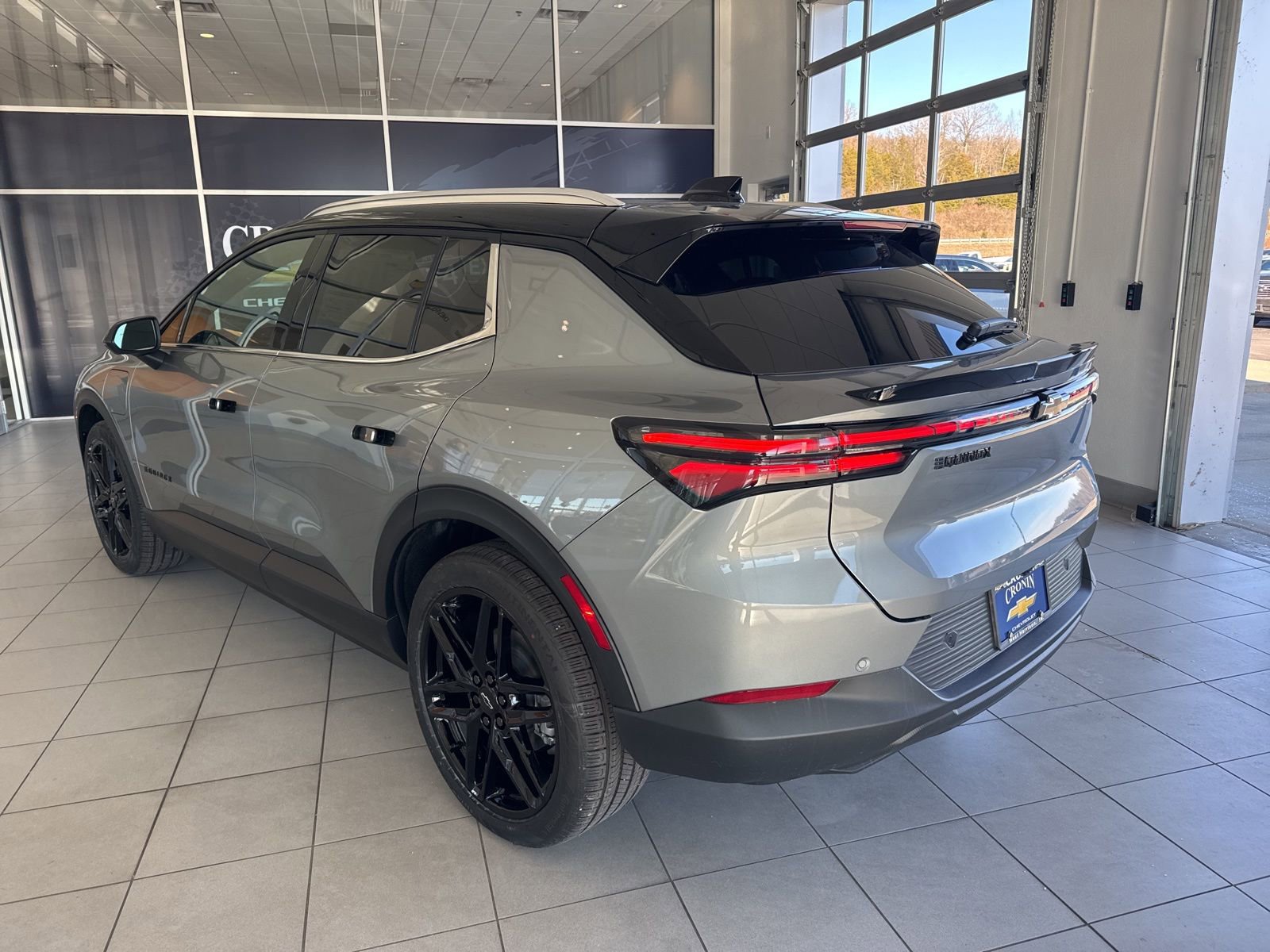 New 2026 Chevrolet Equinox EV LT image 6