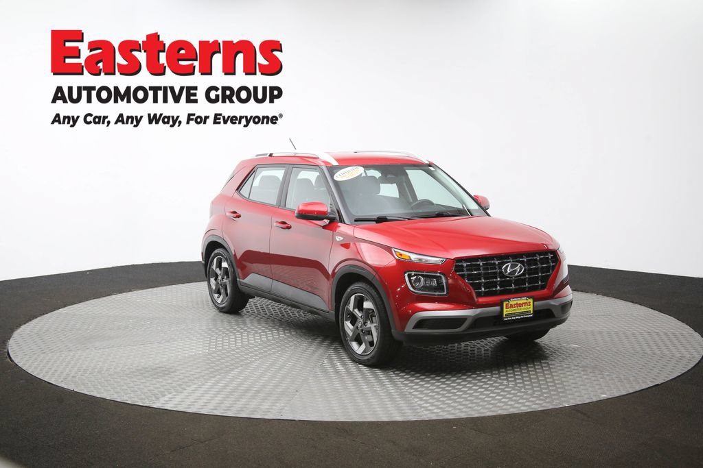 Used 2023 Hyundai Venue Limited FWD image 51