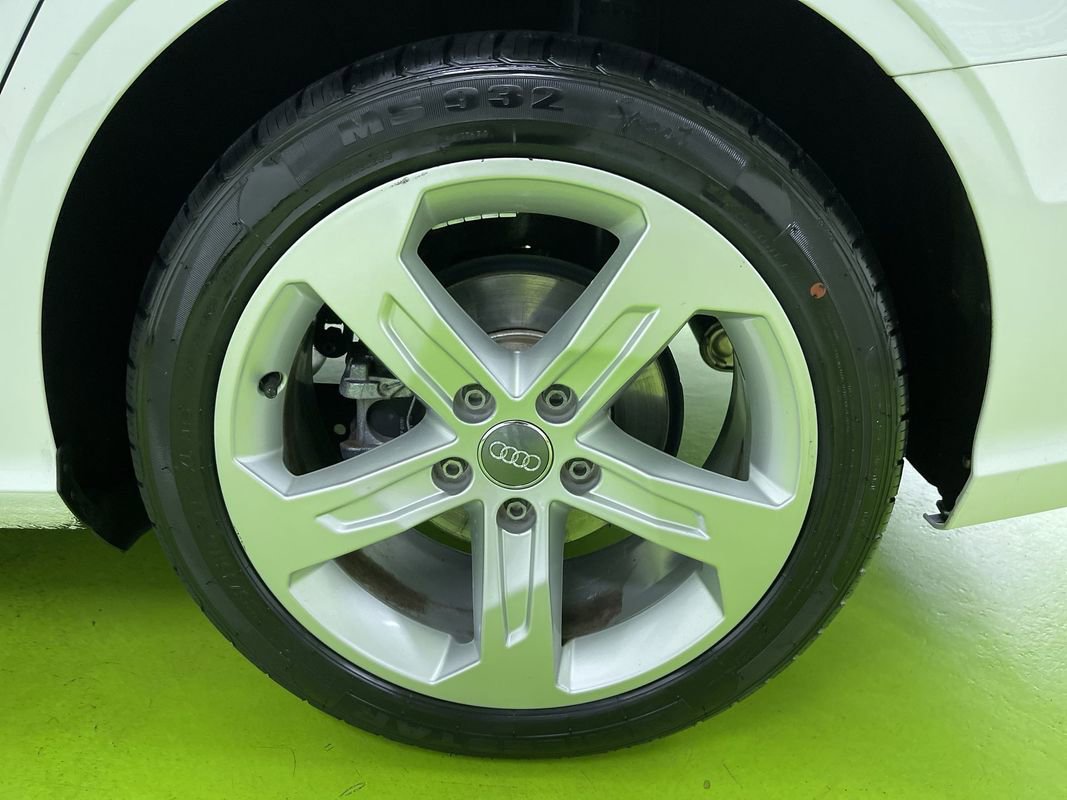 Used 2018 Audi A3 2.0T Premium image 14