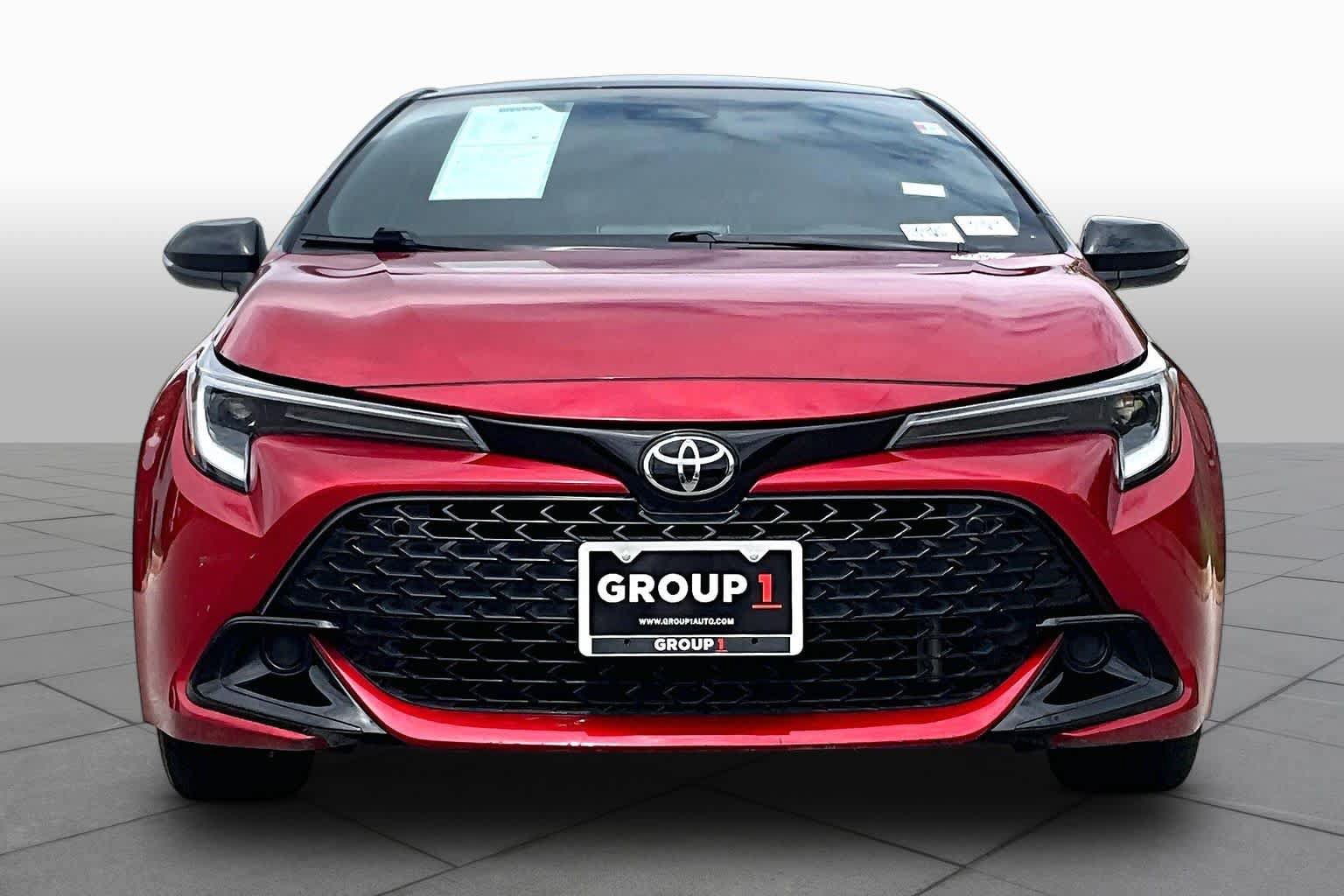Used 2025 Toyota Corolla SE FWD image 4