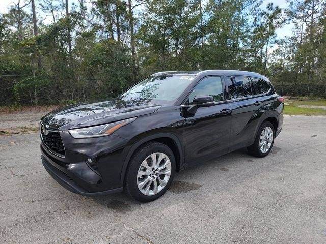 Used 2020 Toyota Highlander Limited image 1