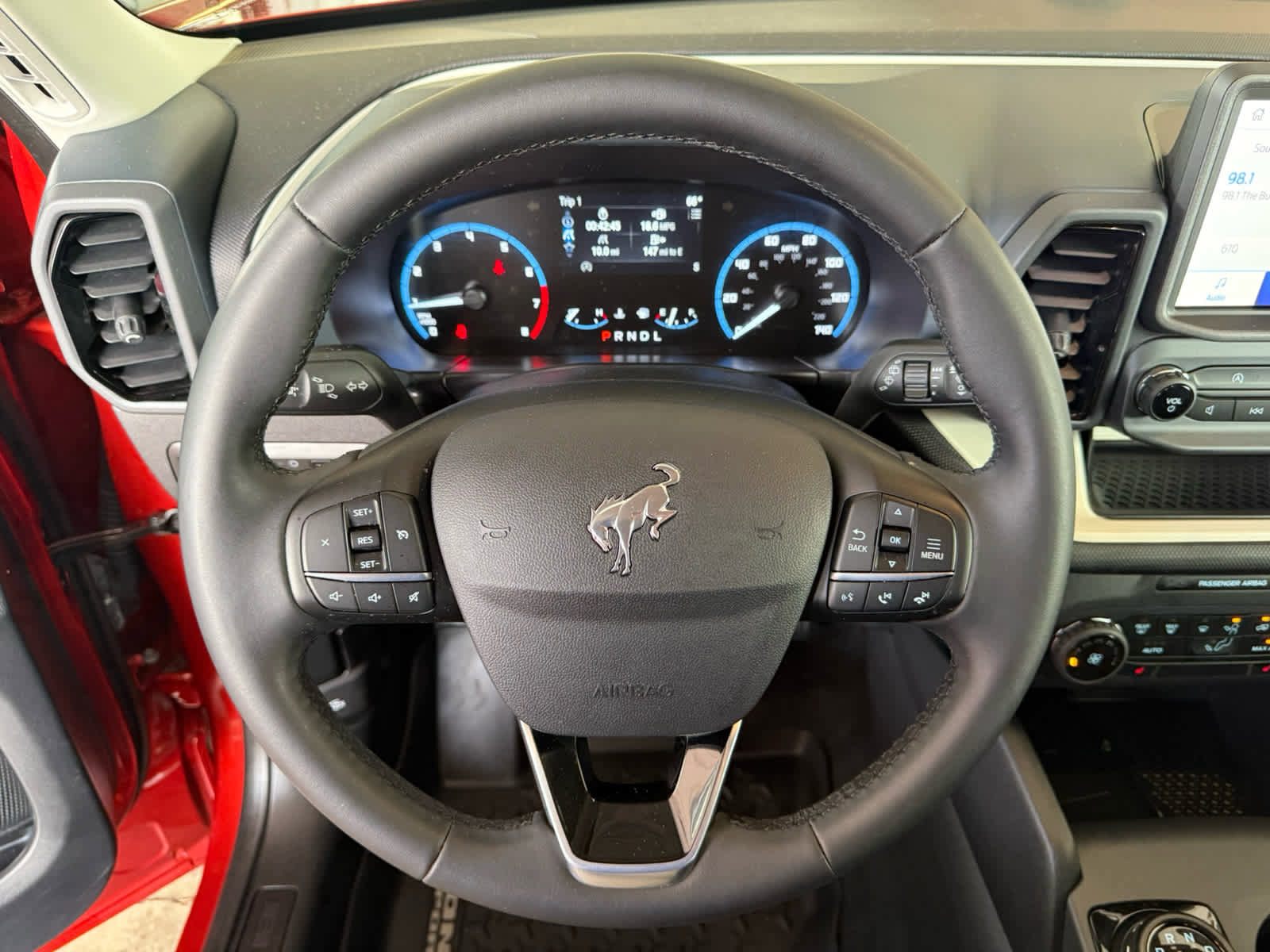 Certified 2024 Ford Bronco Sport Heritage w/ Heritage Convenience Package AWD/4WD image 2