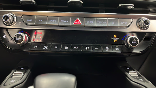 Used 2024 Kia Telluride SX Prestige AWD/4WD image 18