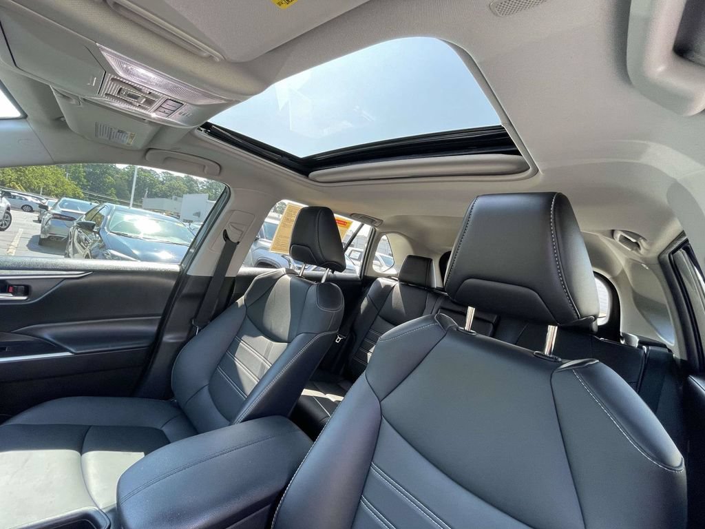 Used 2023 Toyota RAV4 XLE Premium FWD image 23