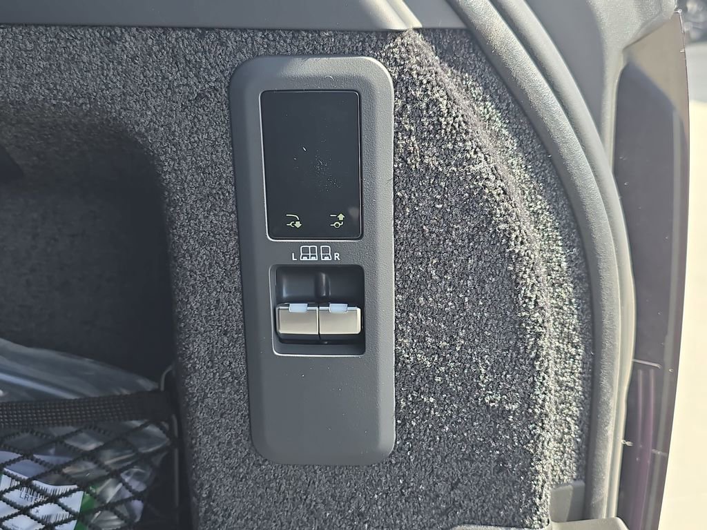 New 2026 Land Rover Range Rover SE AWD/4WD image 14