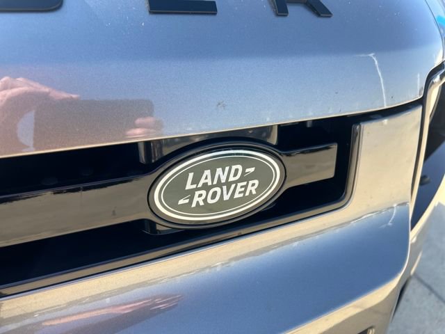 Used 2025 Land Rover Defender 110 X-Dynamic SE image 38
