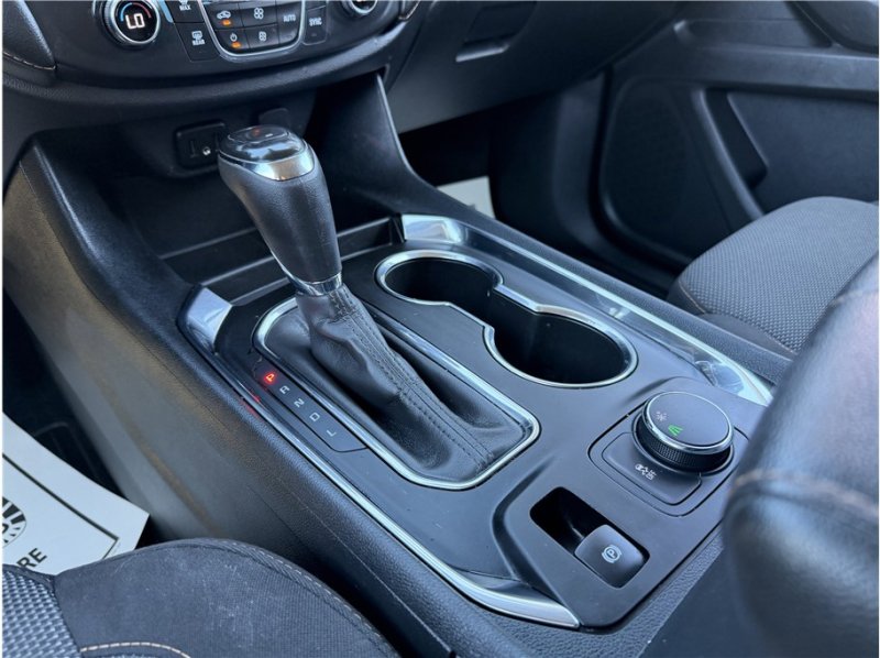 Used 2020 Chevrolet Traverse LS image 37