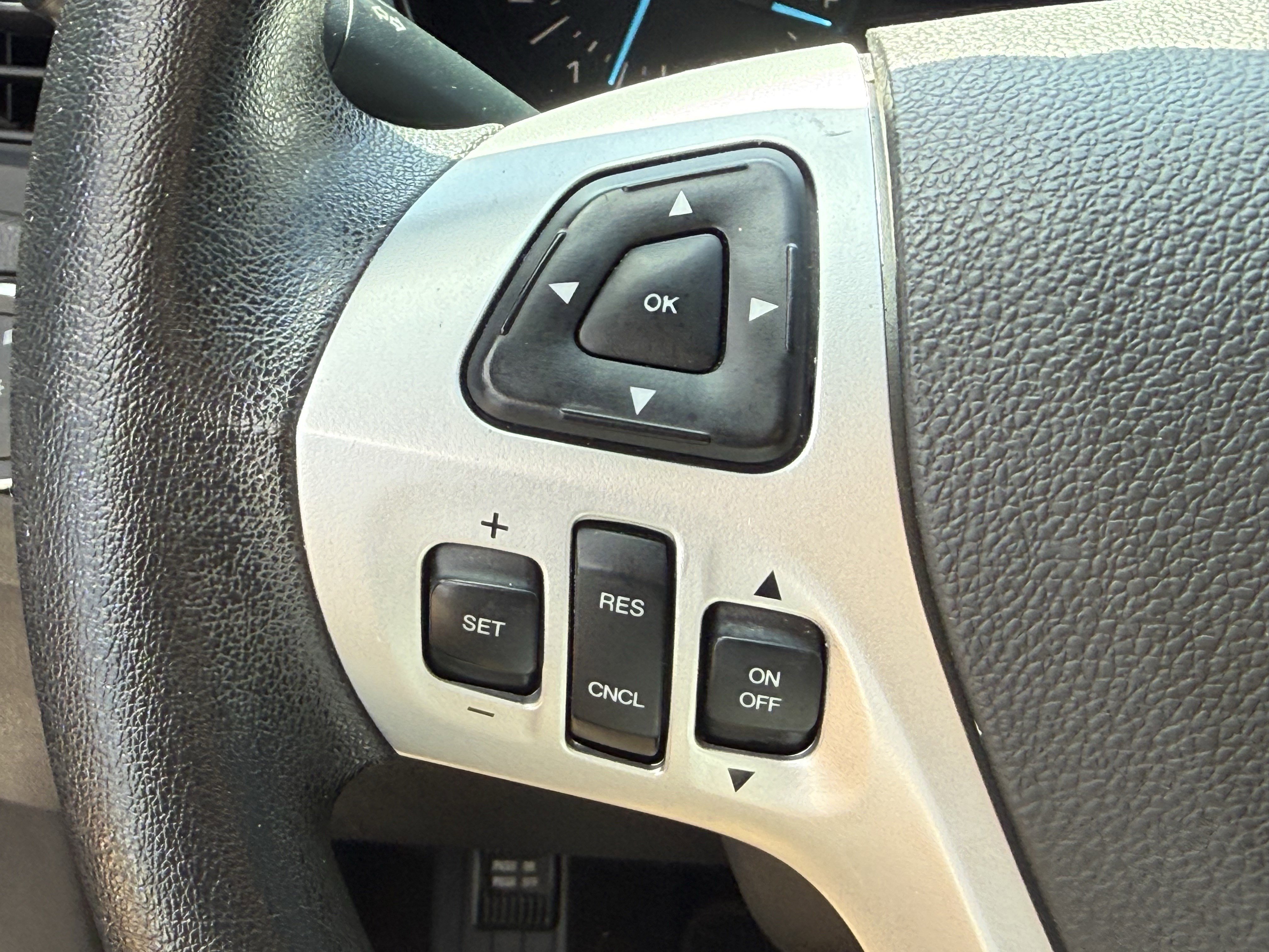 Used 2013 Ford Edge SE image 16