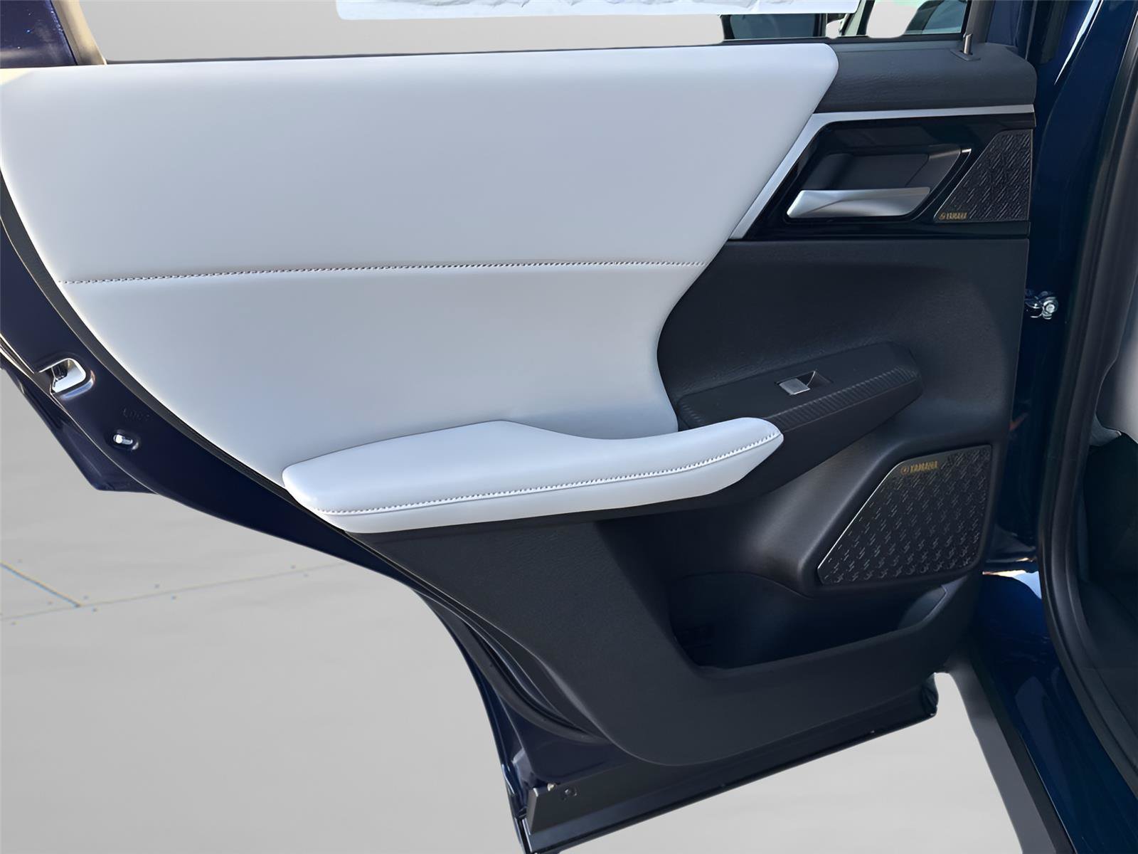 New 2026 Mitsubishi Outlander SE FWD image 31