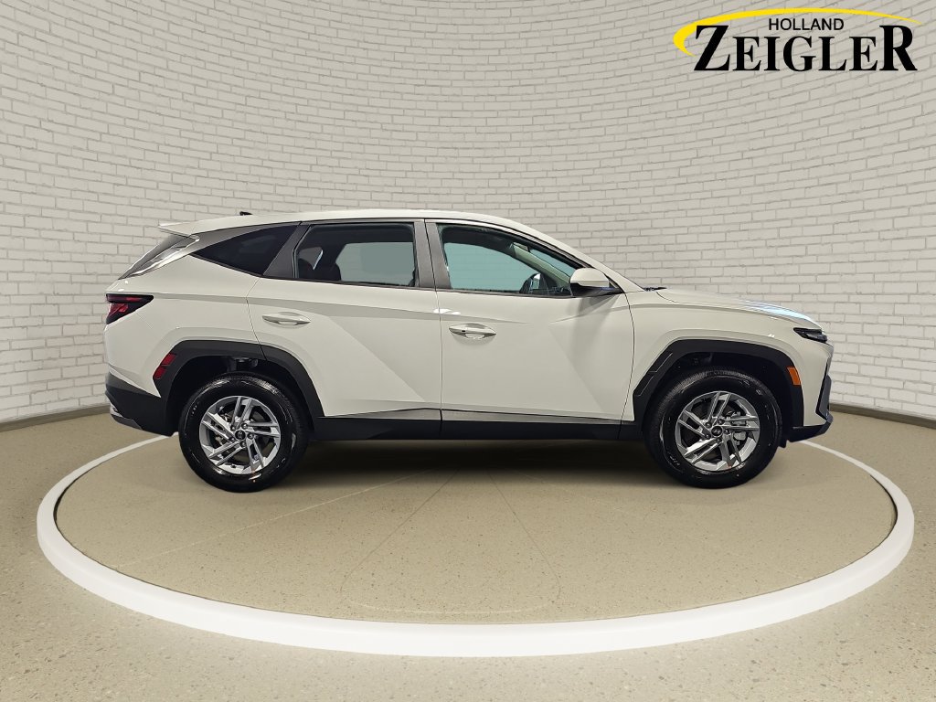 New 2026 Hyundai Tucson SE AWD/4WD image 4