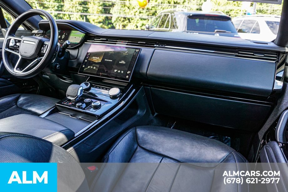 Used 2023 Land Rover Range Rover Sport SE AWD/4WD image 23