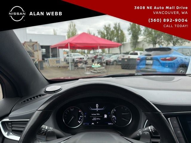 Used 2022 Buick Enclave Premium AWD/4WD image 16