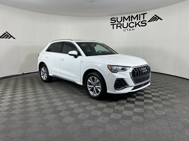Used 2025 Audi Q3 2.0T Premium AWD/4WD image 2