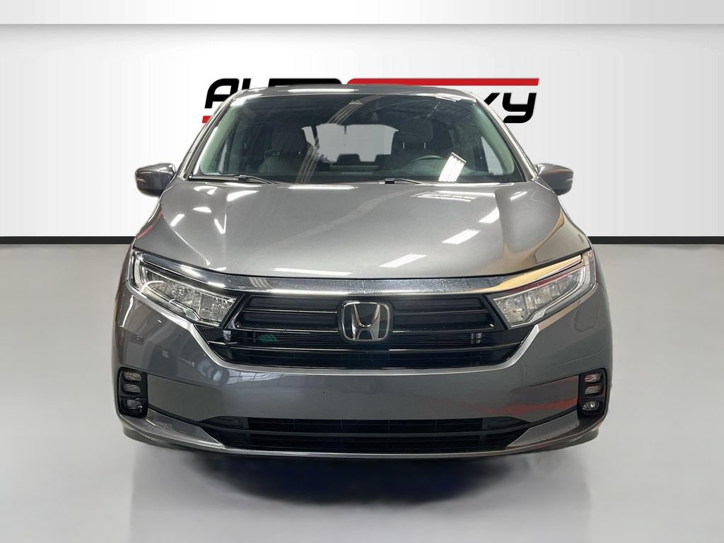 Used 2023 Honda Odyssey EX image 2