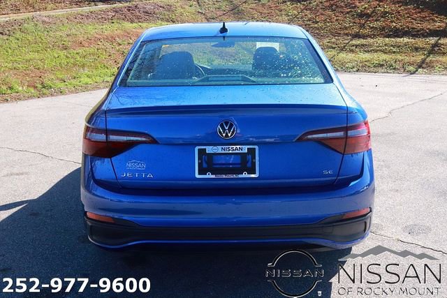 Used 2024 Volkswagen Jetta SE image 6