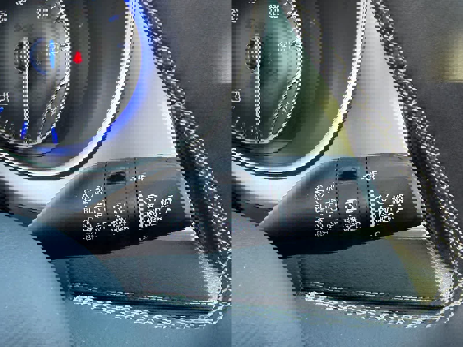 Used 2025 Chrysler Pacifica Limited image 25