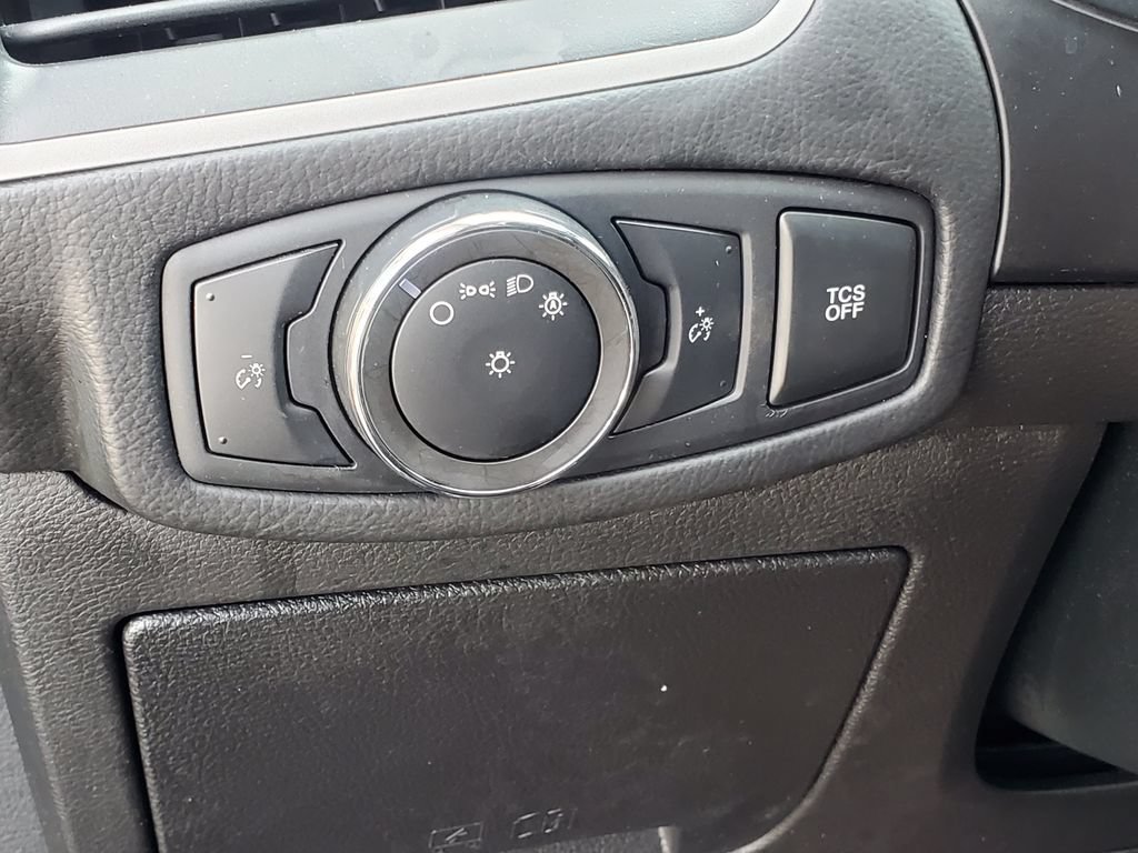 Used 2023 Ford Edge SEL AWD/4WD image 7
