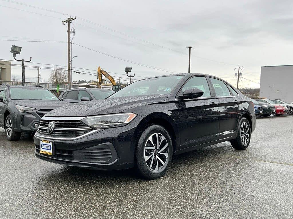 Certified 2023 Volkswagen Jetta S image 4