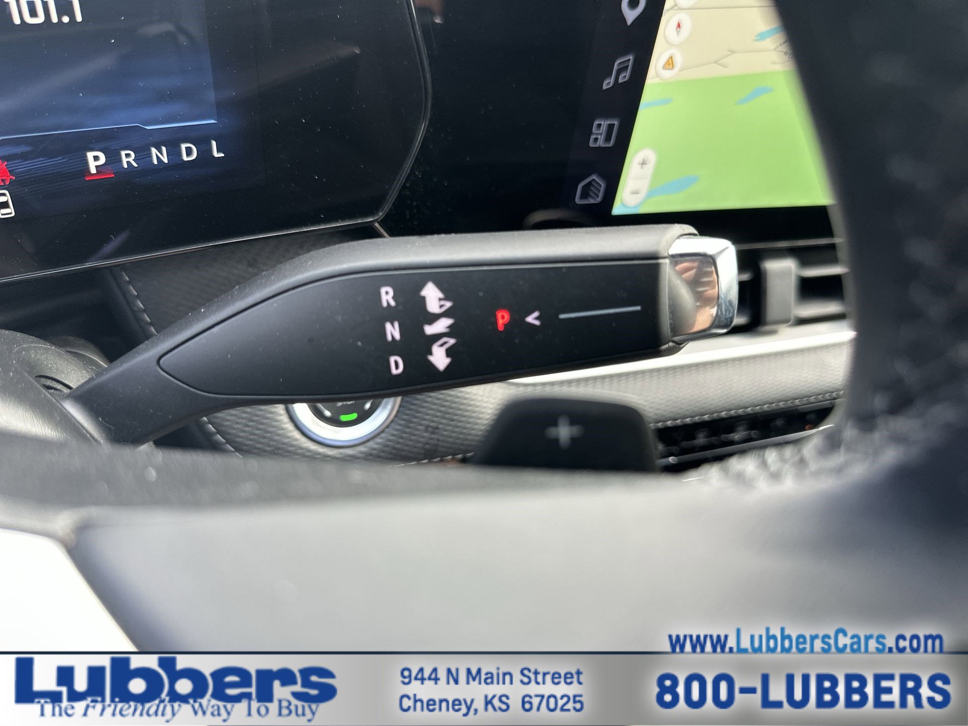 Used 2025 Chevrolet Equinox LT FWD image 19