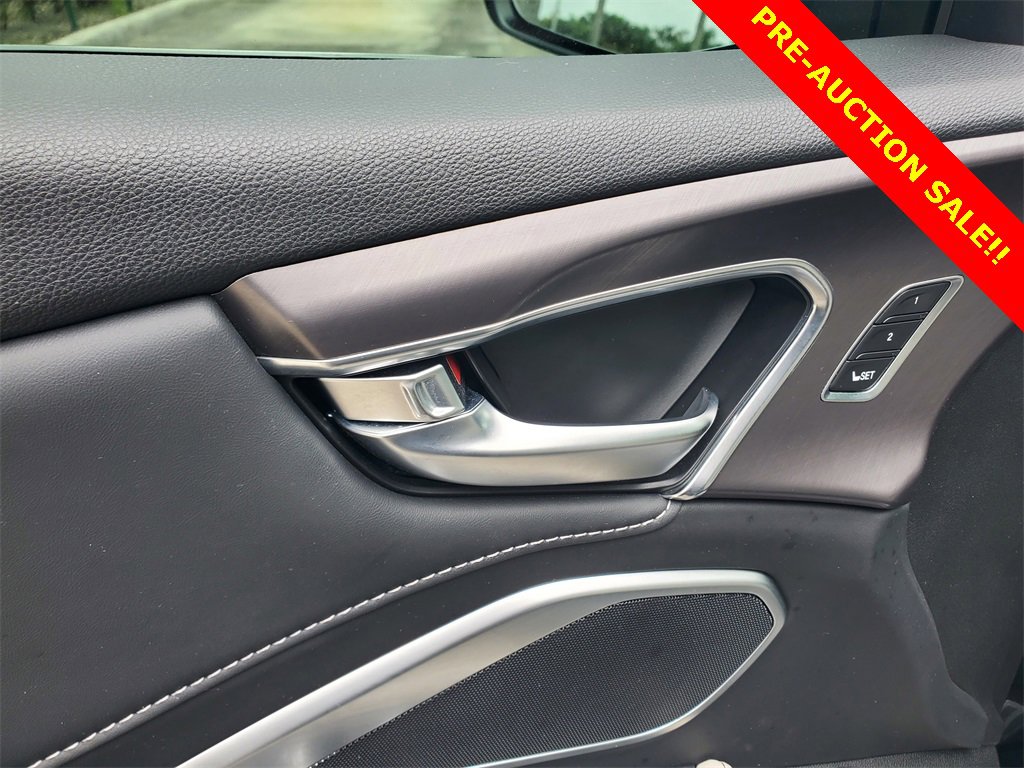 Used 2025 Acura RDX SH-AWD image 22