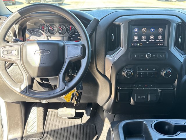 Used 2021 Chevrolet Silverado 1500 Custom Trail Boss w/ LPO, Dark Essentials Package AWD/4WD image 6