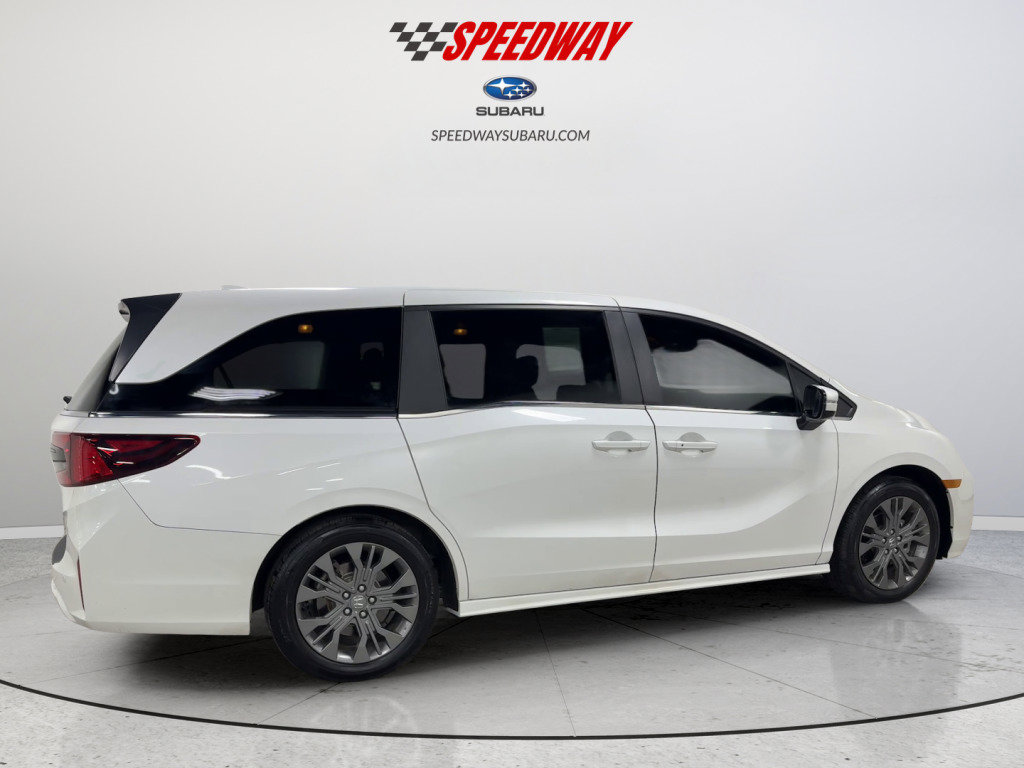 Used 2025 Honda Odyssey Touring image 5