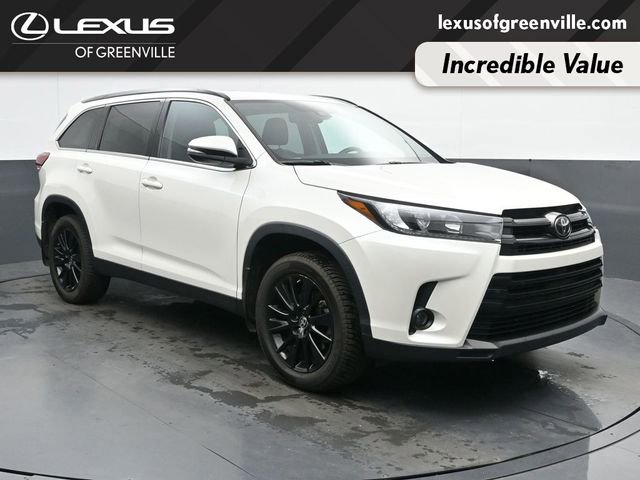 Used 2019 Toyota Highlander SE