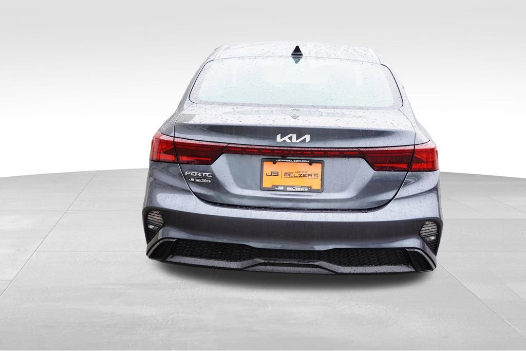 Certified 2024 Kia Forte LXS w/ LXS Technology Package FWD image 6