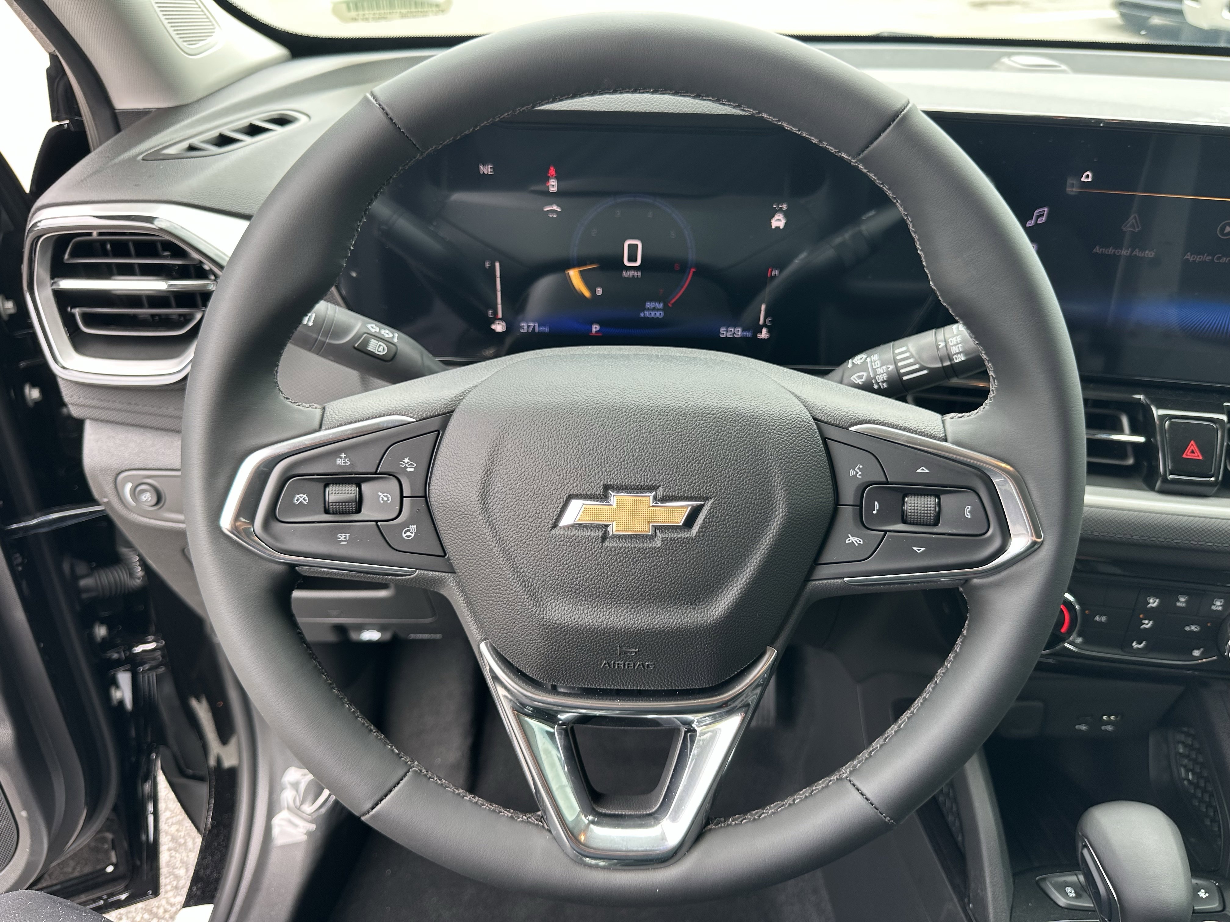 New 2026 Chevrolet TrailBlazer LT w/ LT Cold Weather Package FWD image 19