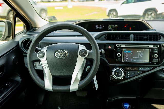 Used 2017 Toyota Prius C One FWD image 6
