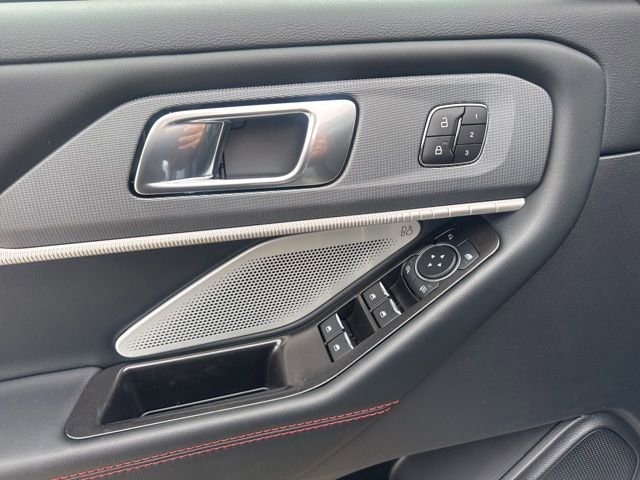 New 2026 Ford Explorer ST image 22