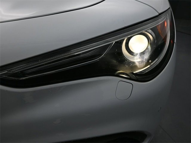 Used 2022 Alfa Romeo Stelvio Veloce image 34