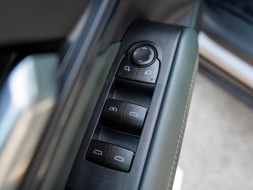 Certified 2026 GMC Terrain AT4 AWD/4WD image 17