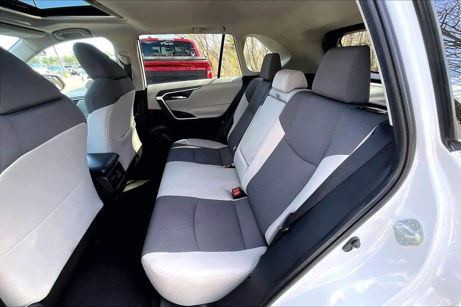 Certified 2019 Toyota RAV4 XLE w/ Convenience Package AWD/4WD image 20