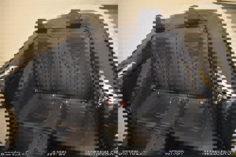 Used 2022 BMW 840i Convertible w/ Driving Assistance Package image 21