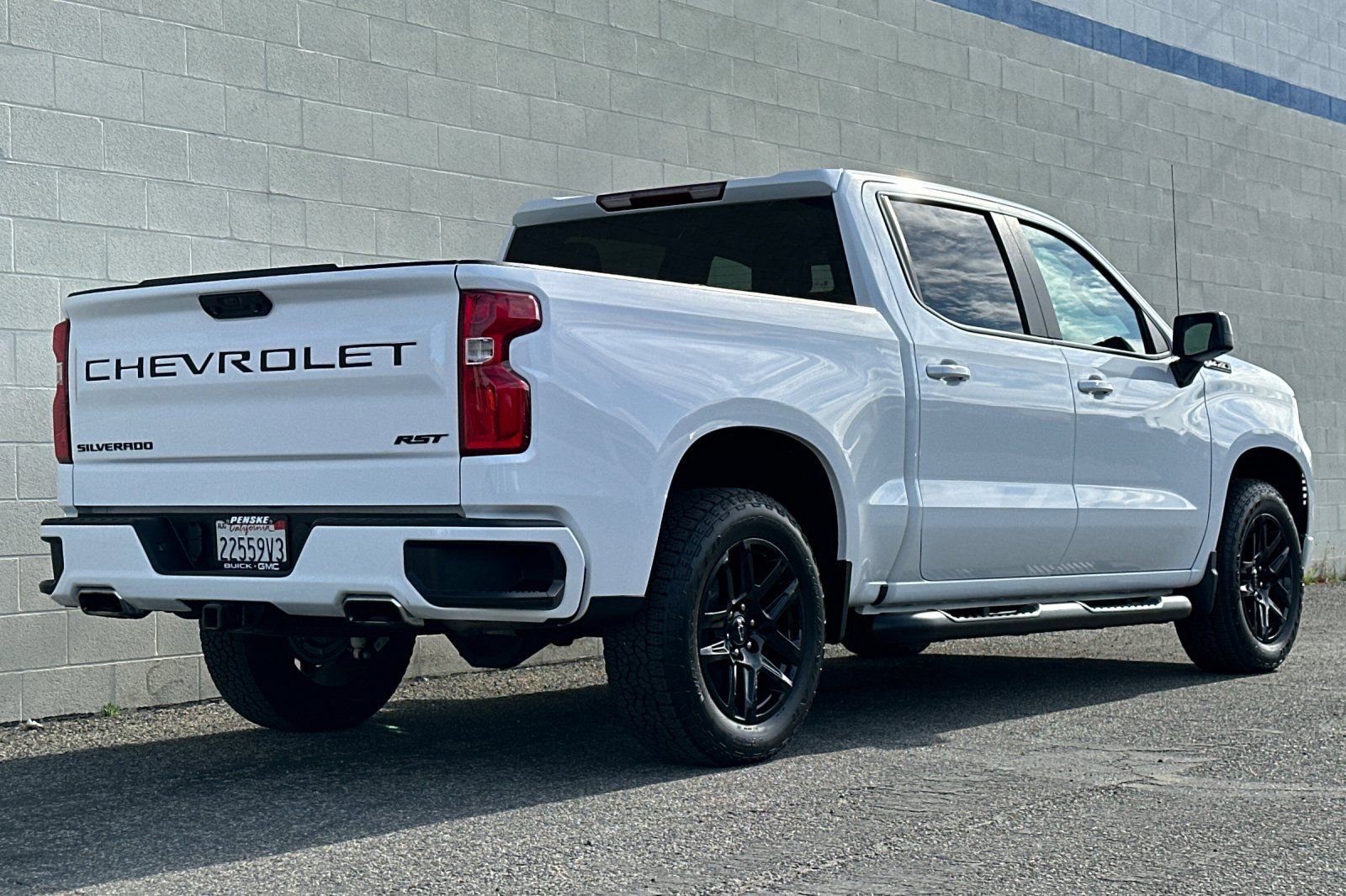 Certified 2023 Chevrolet Silverado 1500 RST AWD/4WD image 4