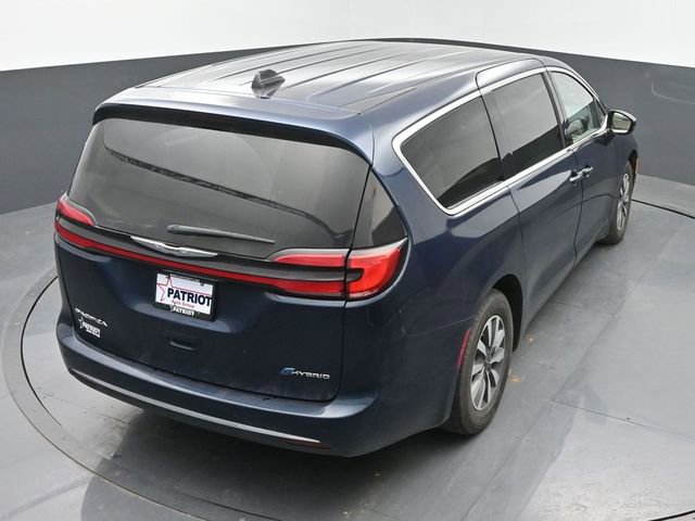 Used 2024 Chrysler Pacifica Limited FWD image 33