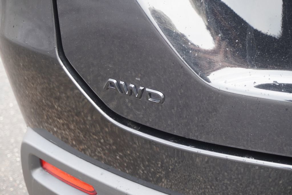 Used 2025 Honda Pilot Black Edition image 7