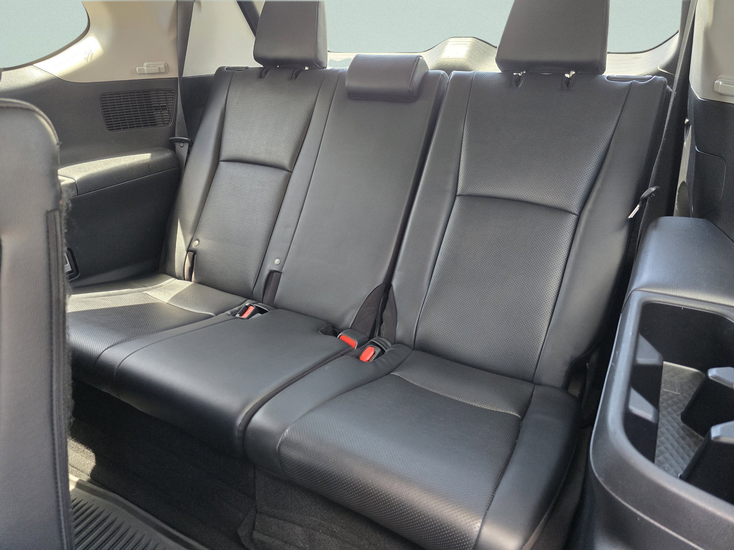 Used 2024 Toyota Grand Highlander AWD image 27