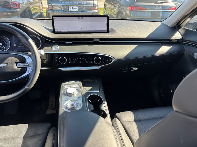 Used 2025 Genesis GV70 2.5T AWD/4WD image 12