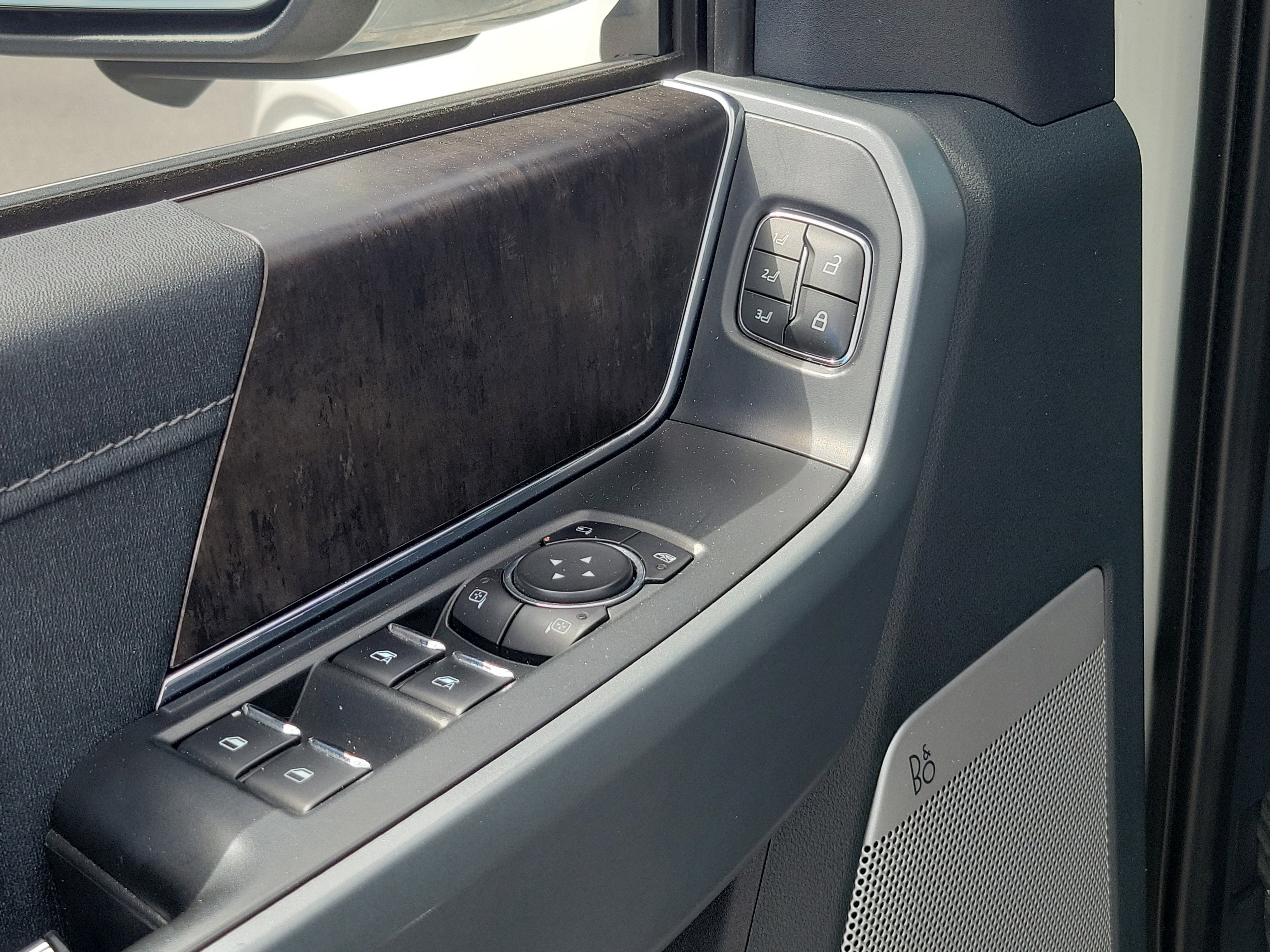 Used 2021 Ford F150 Lariat w/ Equipment Group 502A High image 22